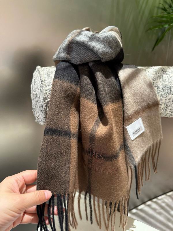 Burberry scarf 30X180cm E50 (2)