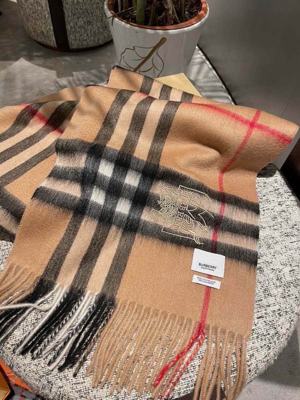 Burberry scarf 35X180cm E45 (38)