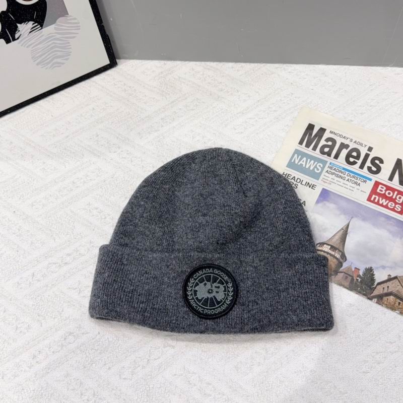 Canada Goose hat (2456)