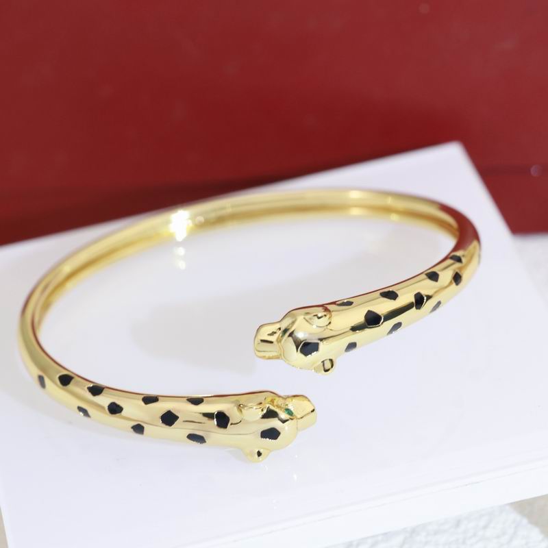 Cartier bracelet 10yxx07 (2)