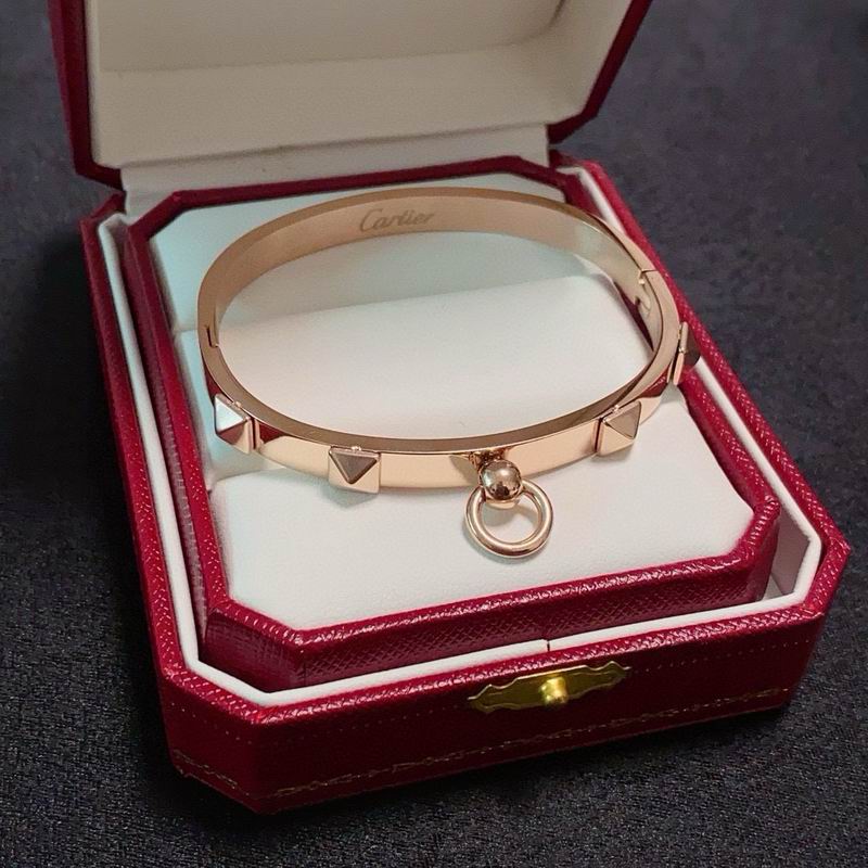 Cartier bracelet 10yxx08 (2)