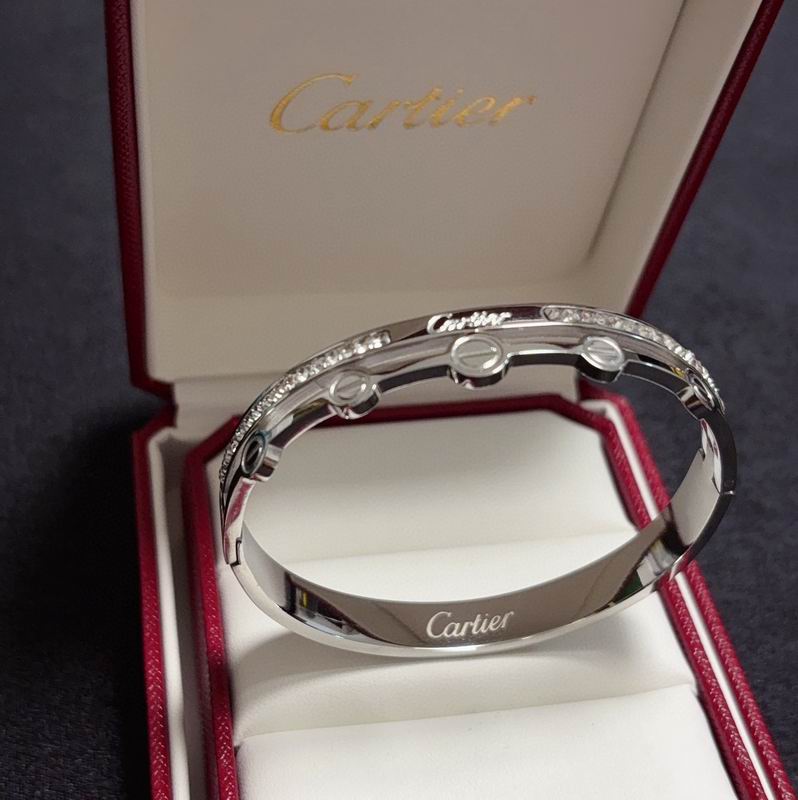 Cartier bracelet 10yxx14 (2)