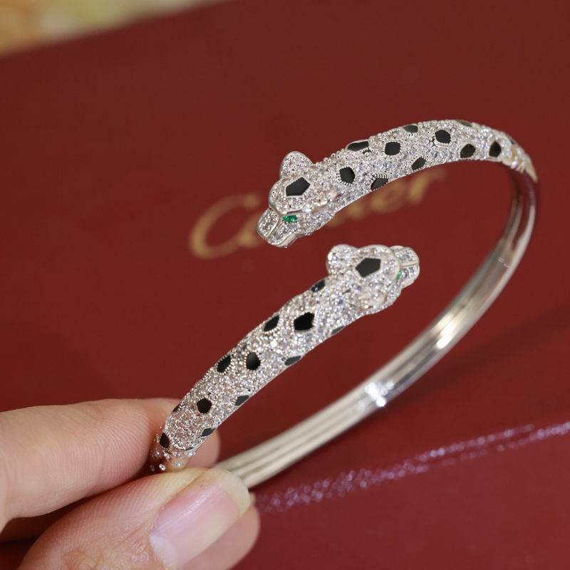 Cartier bracelet 10yxx18 (4)