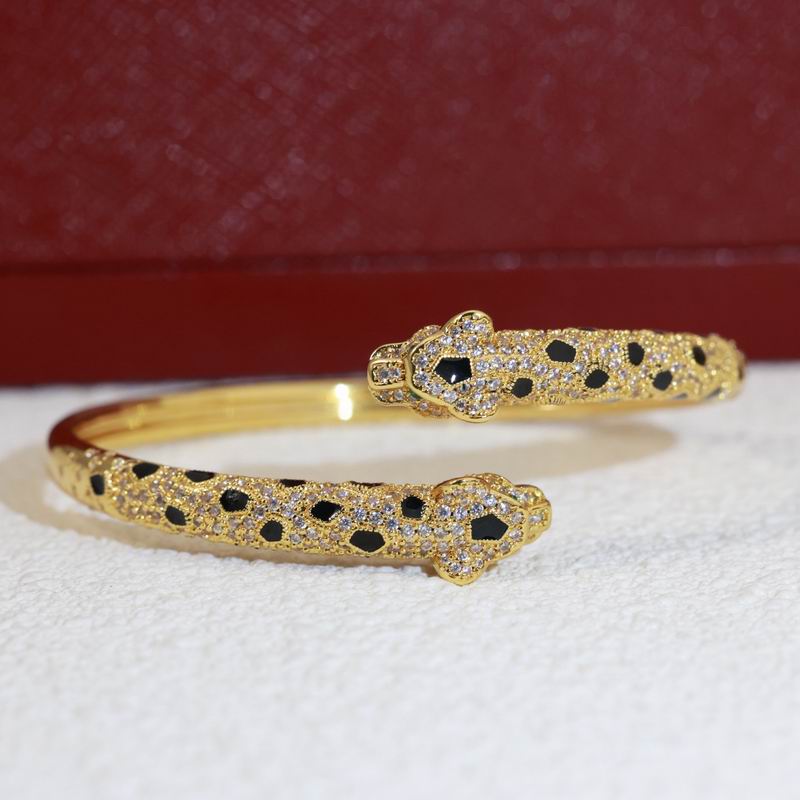 Cartier bracelet 10yxx18 (5)