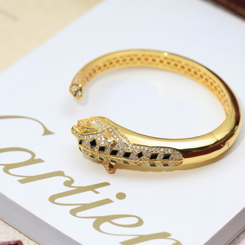 Cartier bracelet 10yxx23 (6)