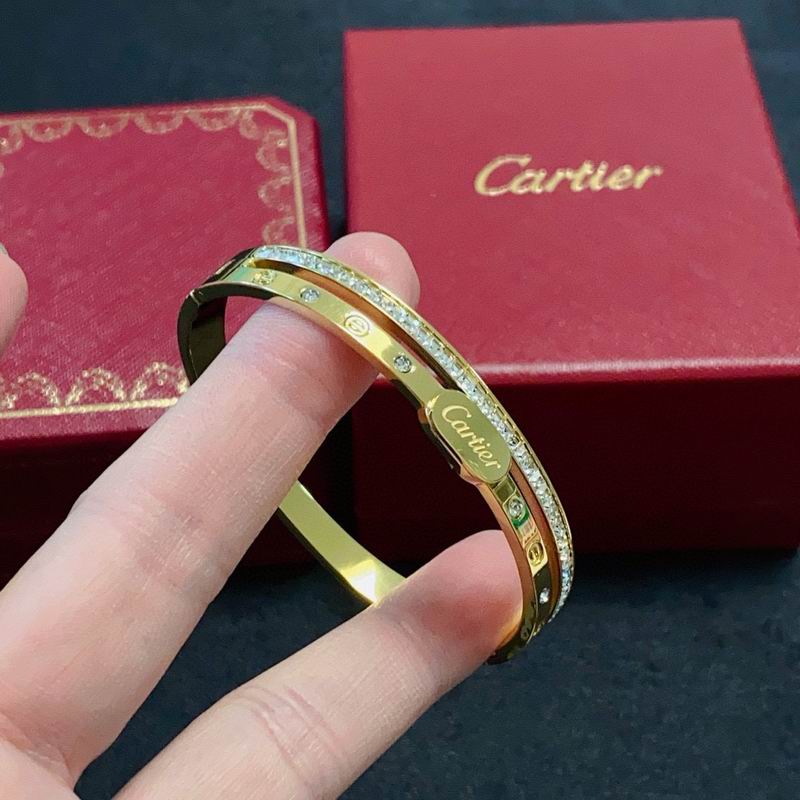 Cartier bracelet 11yxx29 (6)