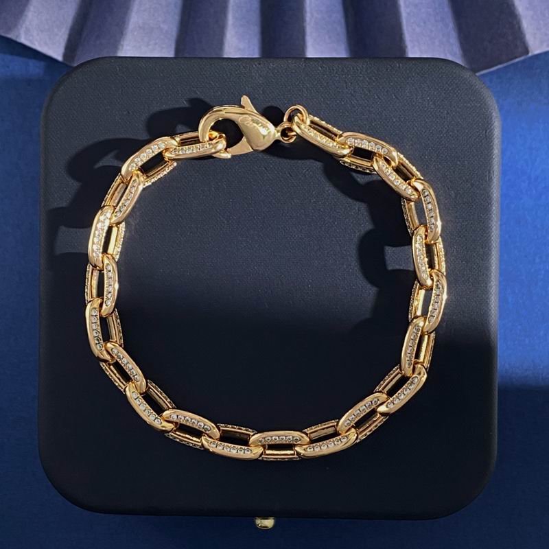 Cartier bracelet 11yxx35 (4)