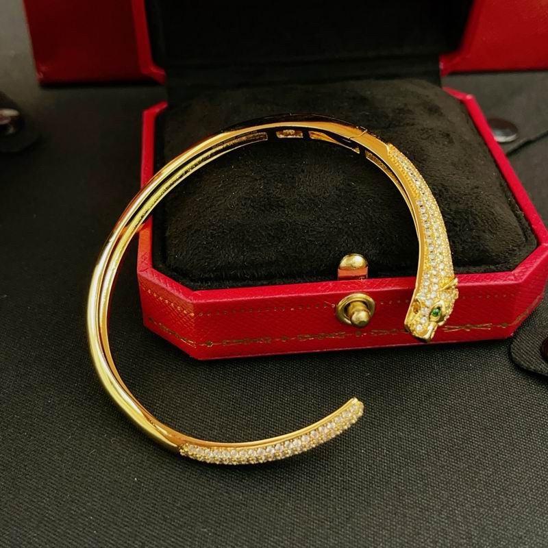 Cartier bracelet 11yxx38 (3)