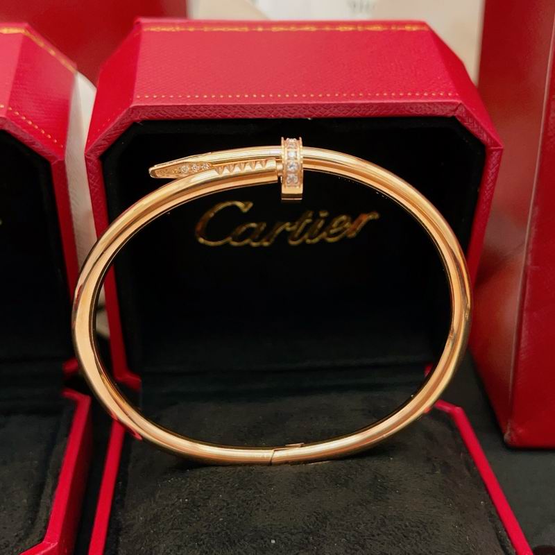 Cartier bracelet 11yxx39 (12)