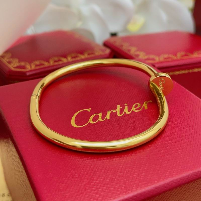 Cartier bracelet 11yxx39 (17)