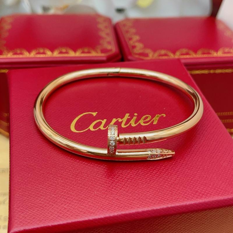 Cartier bracelet 11yxx39 (9)