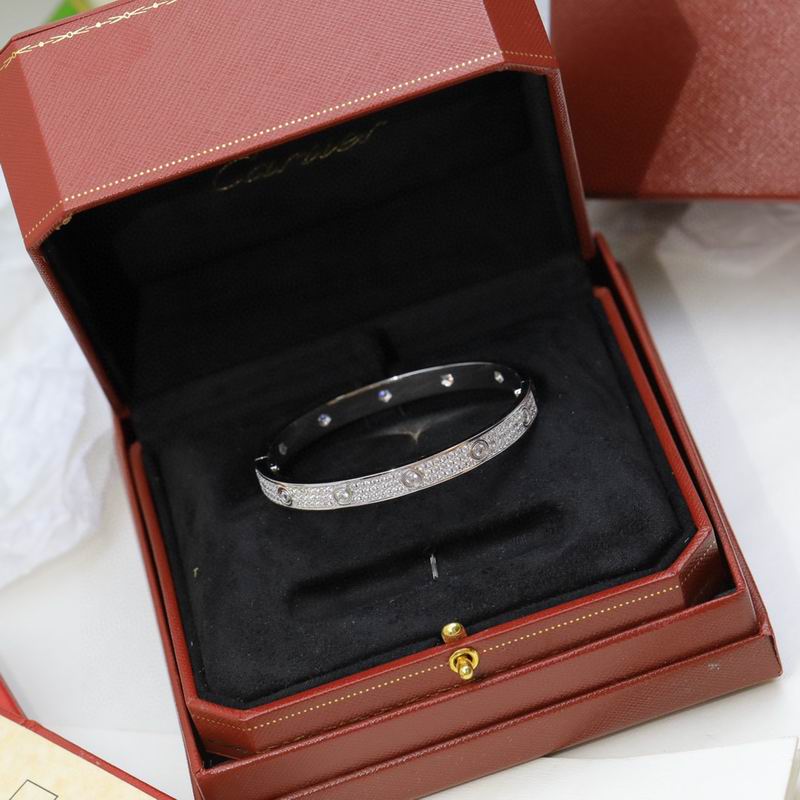 Cartier bracelet 11yxx40 (3)