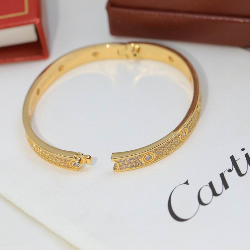 Cartier bracelet 11yxx40 (5)