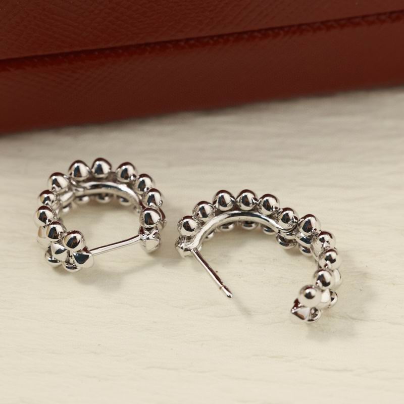 Cartier earring 09yxx01 (7)