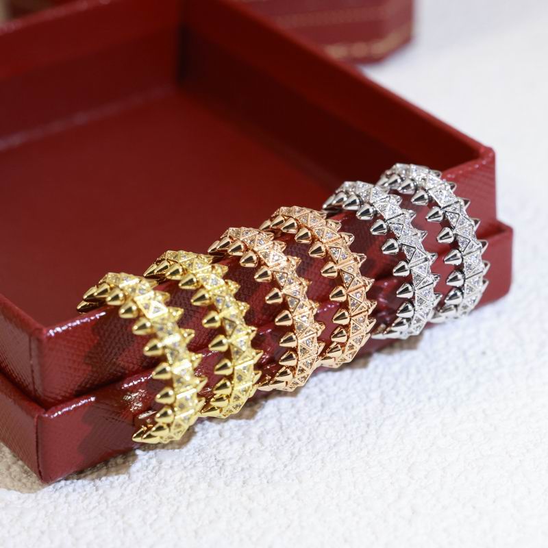 Cartier earring 12yxx15 (1)