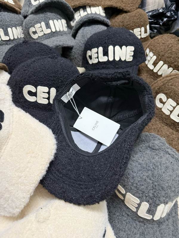 Celine Cap dx (1242)