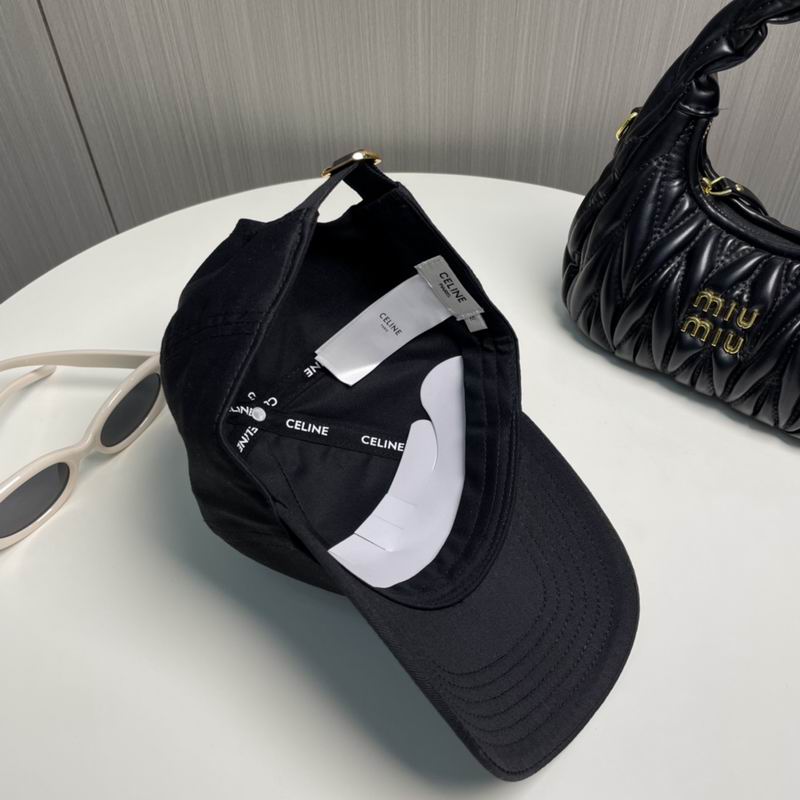 Celine Cap dx (700)