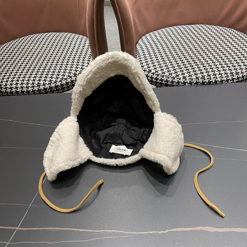 Celine Hat (1675)
