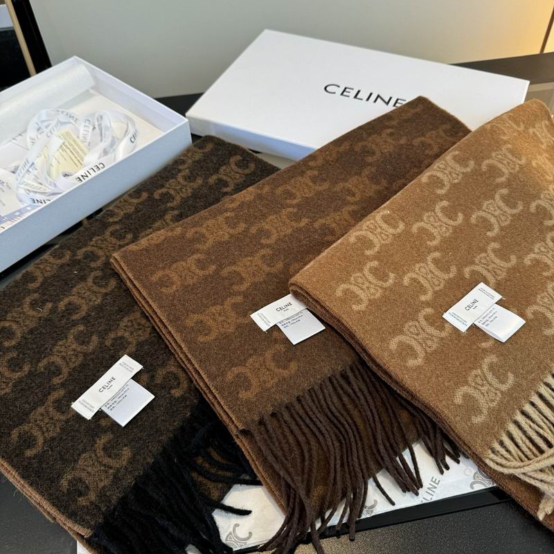 Celine Scarf hm (10)