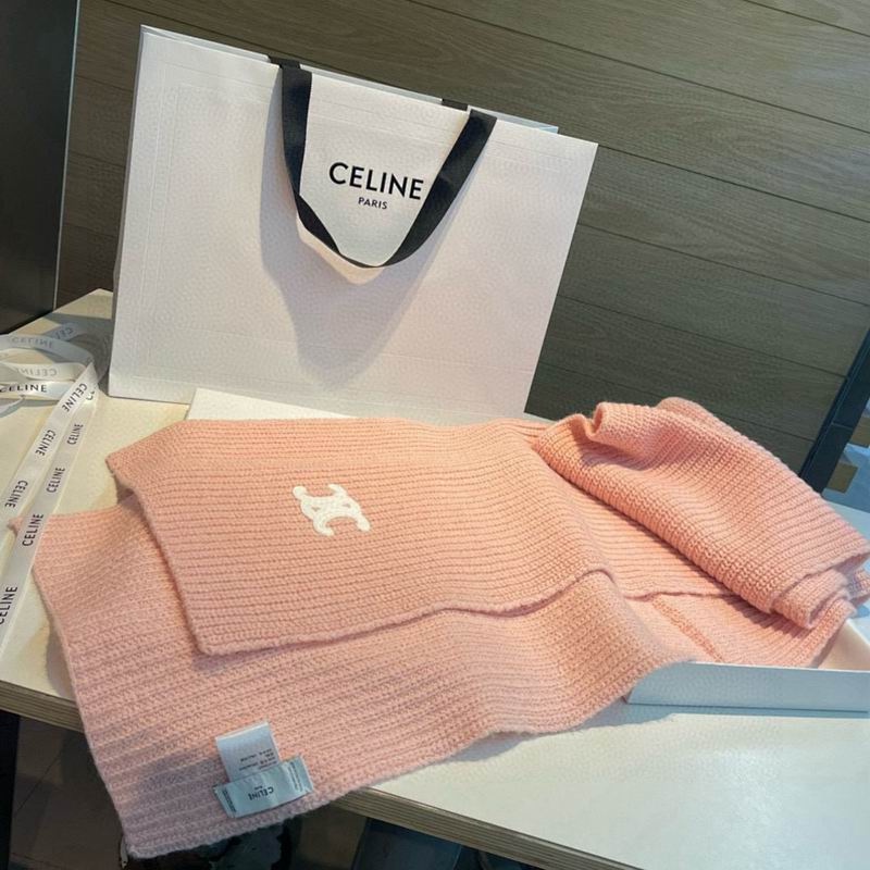 Celine Scarf hm (12)