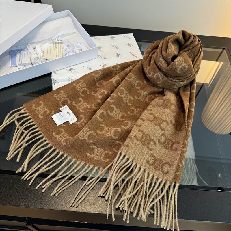 Celine Scarf hm (7)