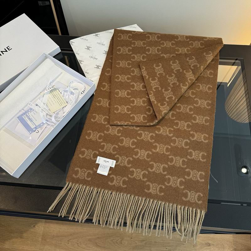 Celine Scarf hm (8)