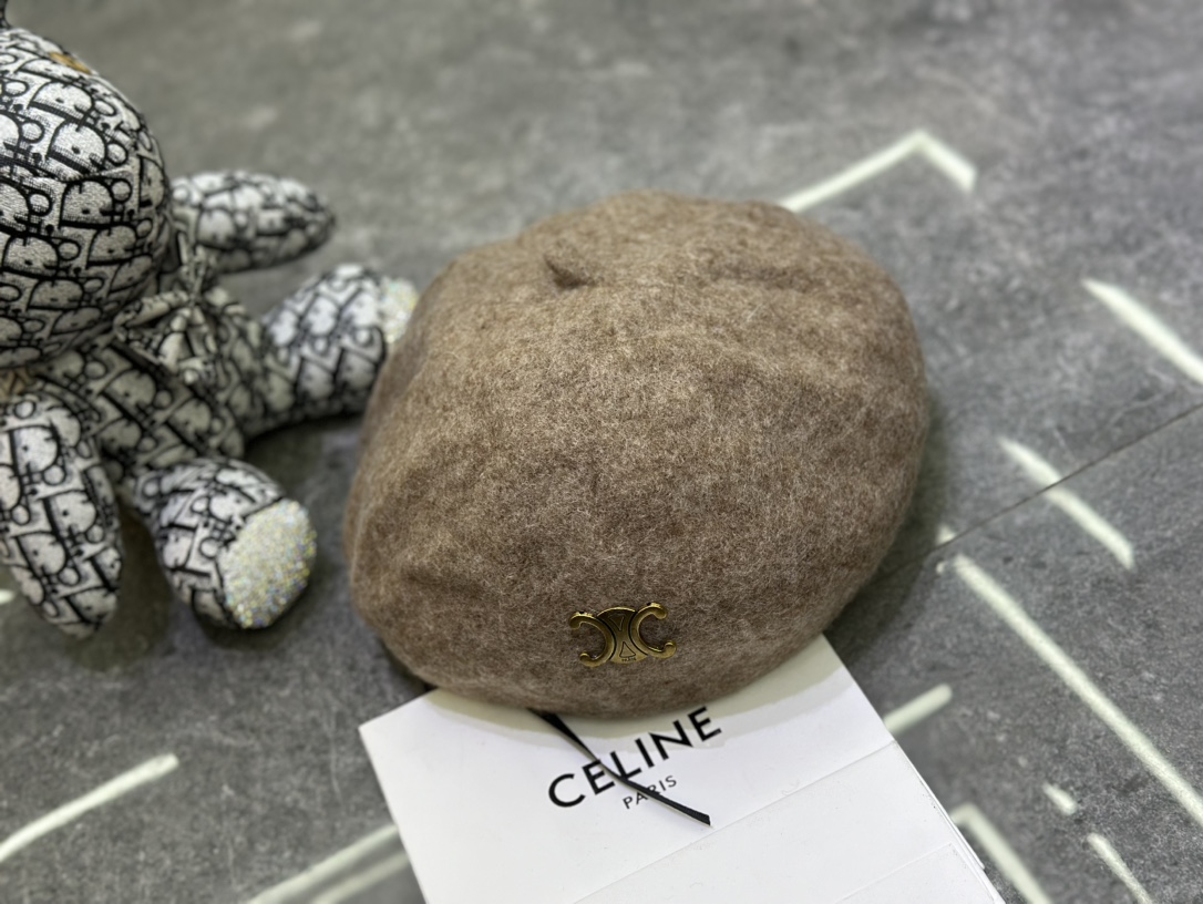 Celine beret dx (77)