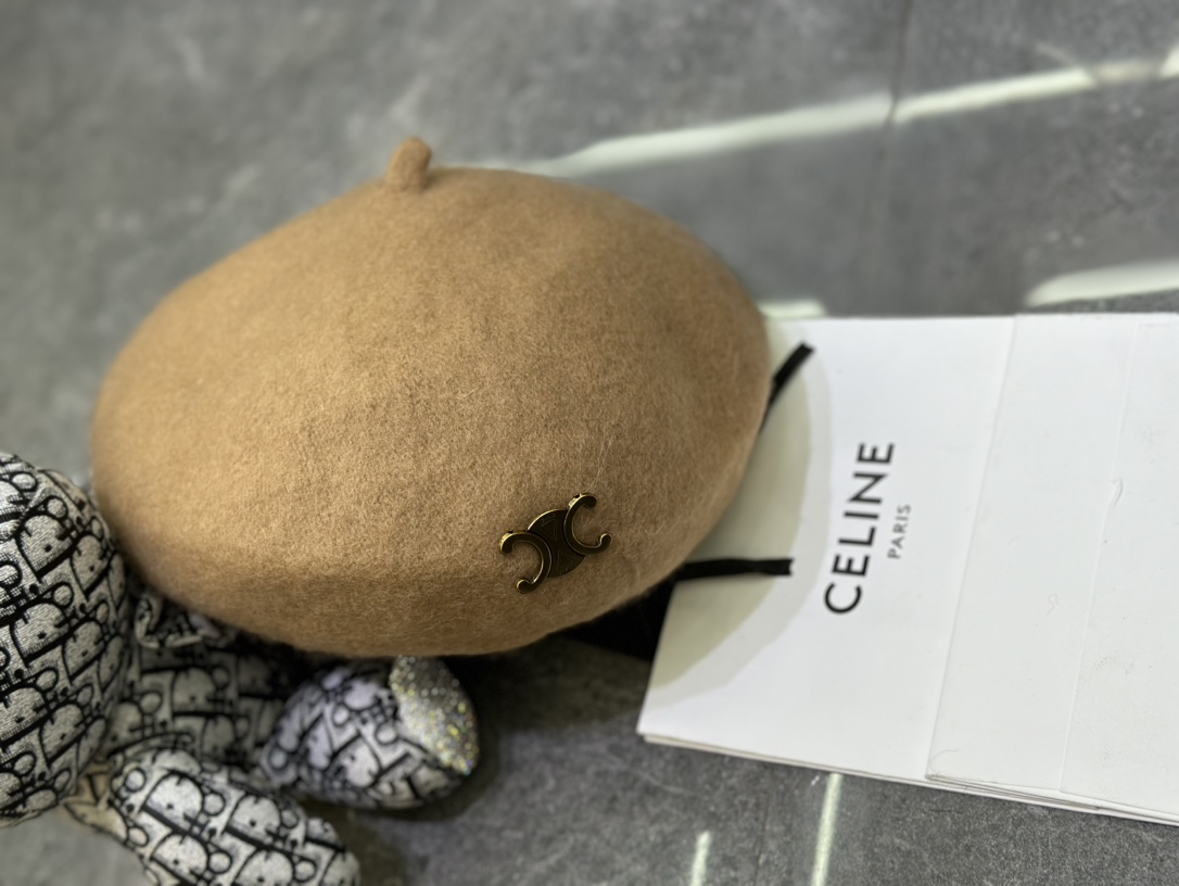 Celine beret dx (79)