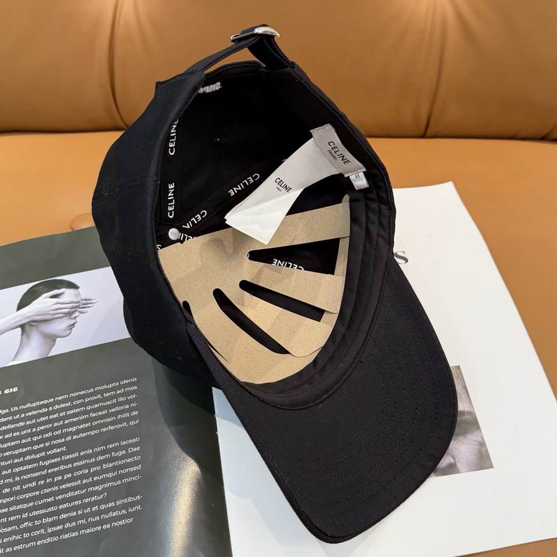 Celine cap dx (1100)