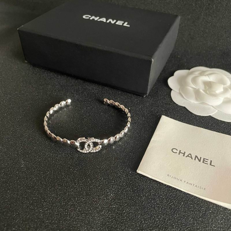 Chanel Bracelet 10yxx02 (1)