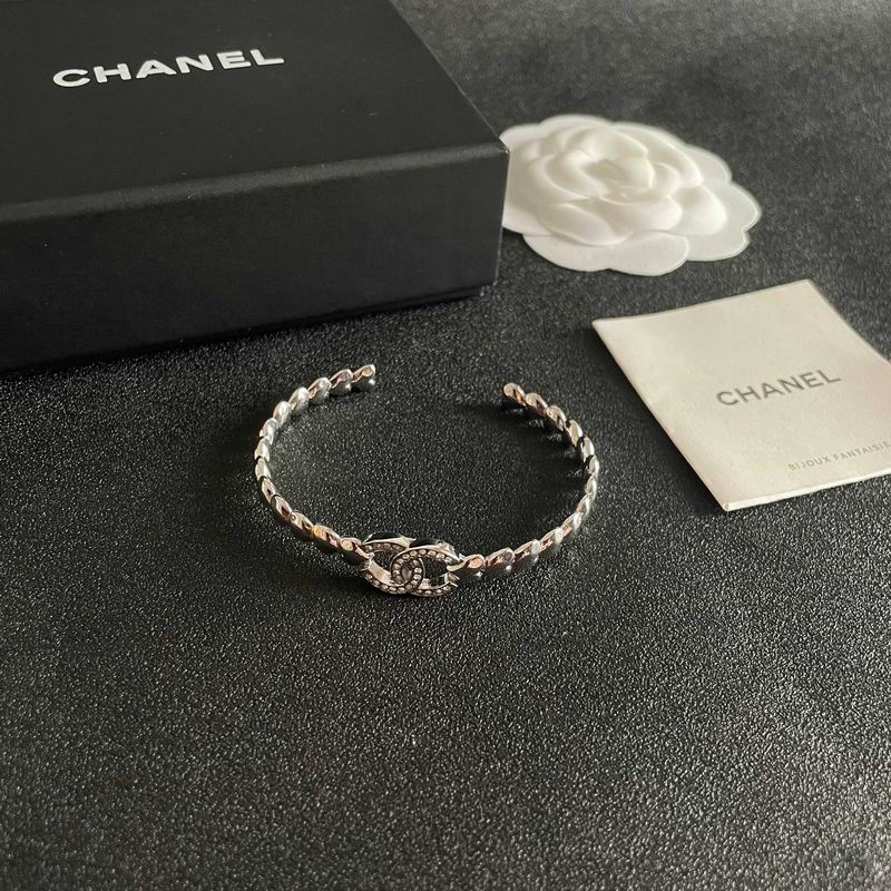 Chanel Bracelet 10yxx02 (2)