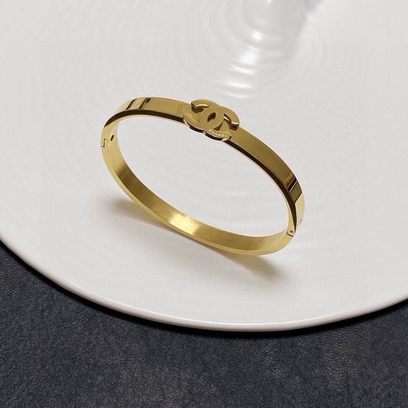 Chanel Bracelet 10yxx03 (2)