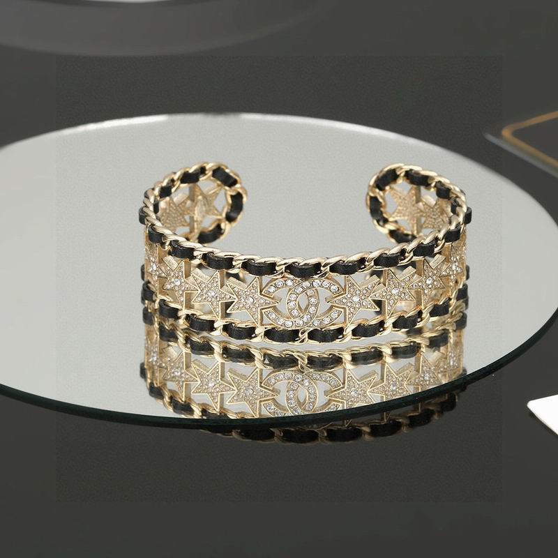 Chanel Bracelet 10yxx04 (1)