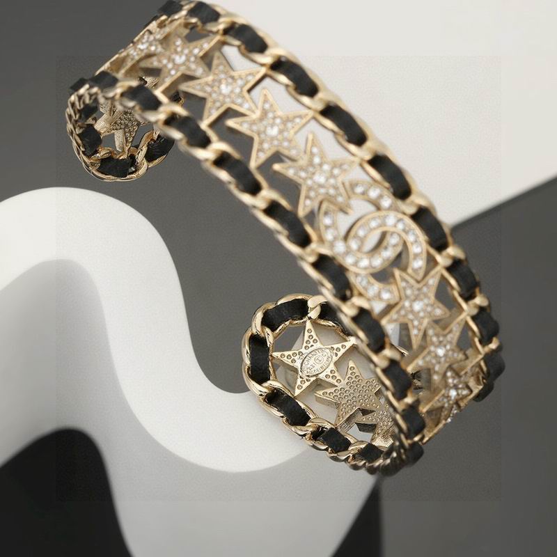 Chanel Bracelet 10yxx04 (2)