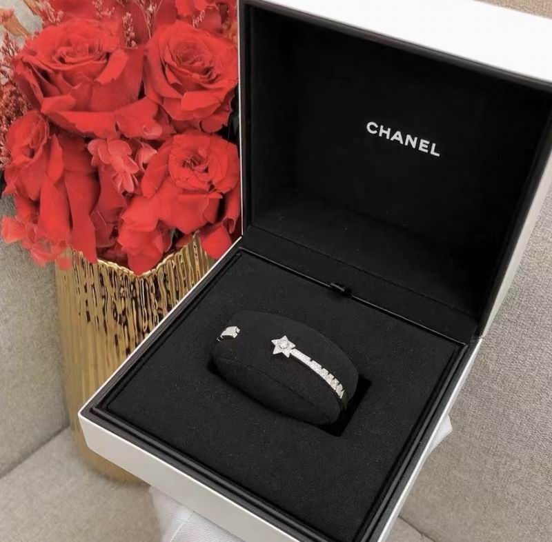 Chanel Bracelet 10yxx05 (2)