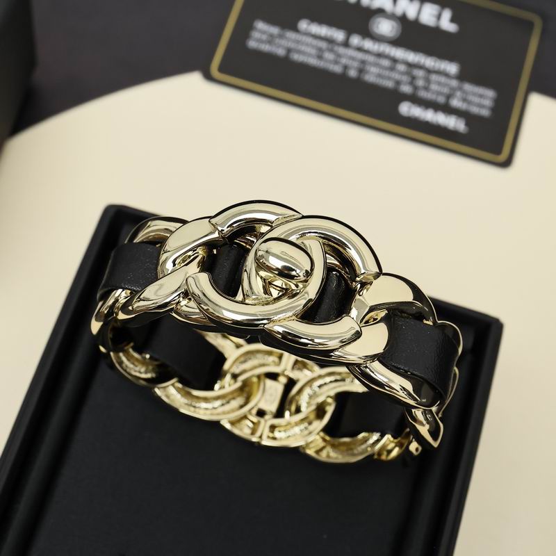 Chanel Bracelet 10yxx06 (3)
