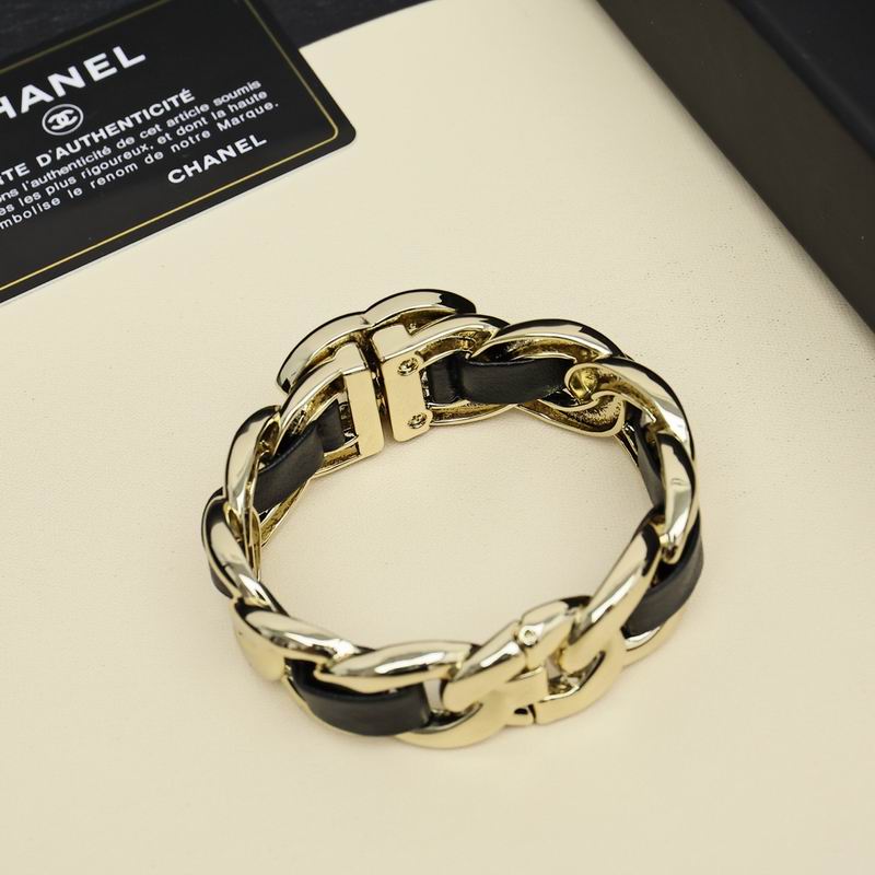 Chanel Bracelet 10yxx06 (5)