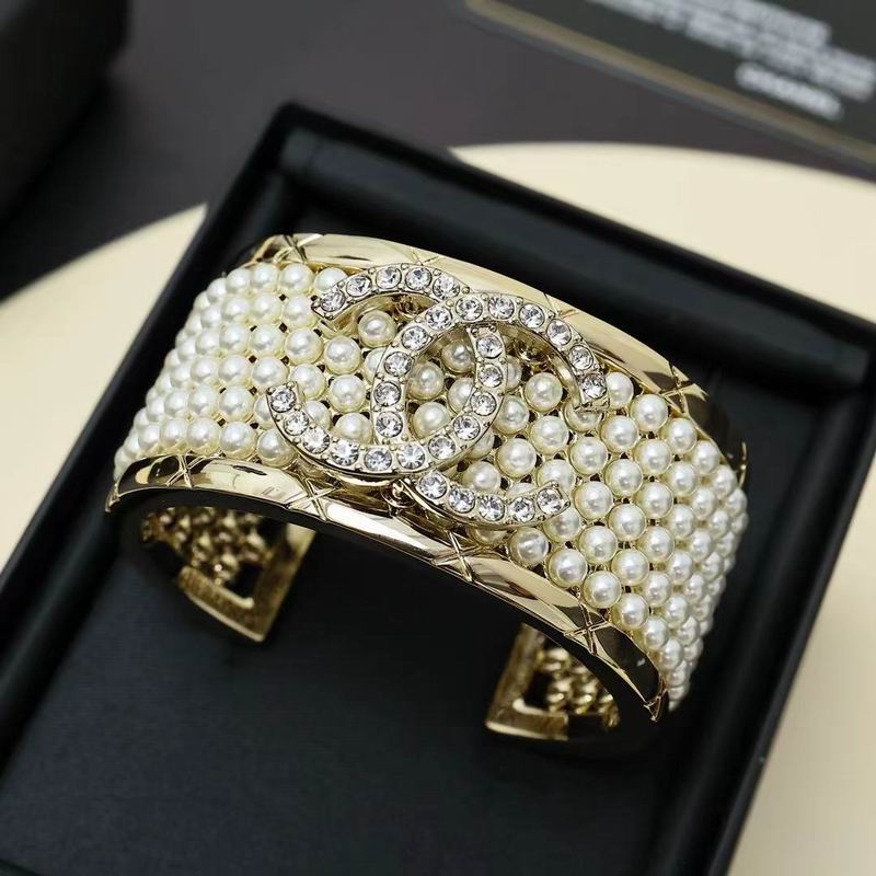 Chanel Bracelet 10yxx11 (2)