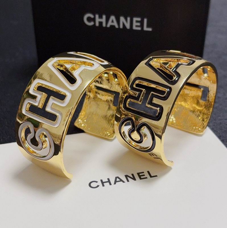 Chanel Bracelet 10yxx12 (1)