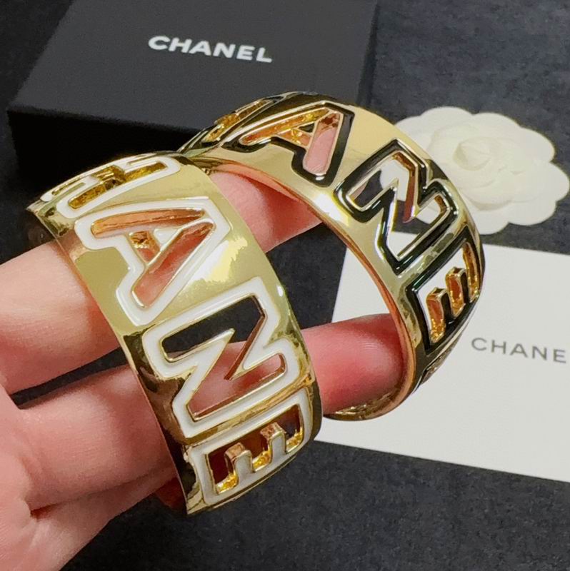 Chanel Bracelet 10yxx12 (5)