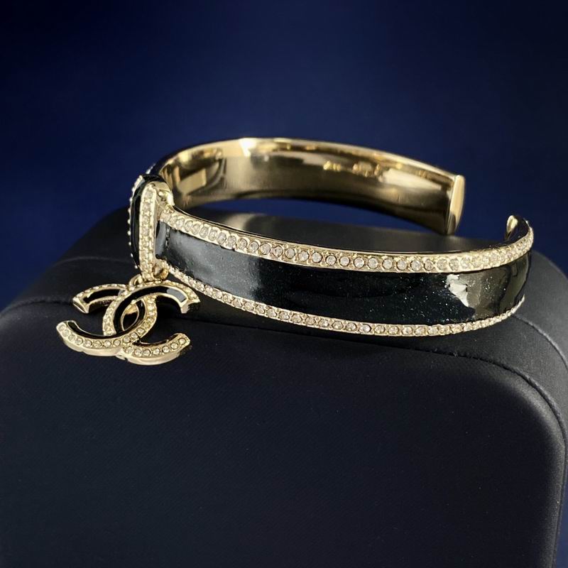 Chanel Bracelet 10yxx18 (4)