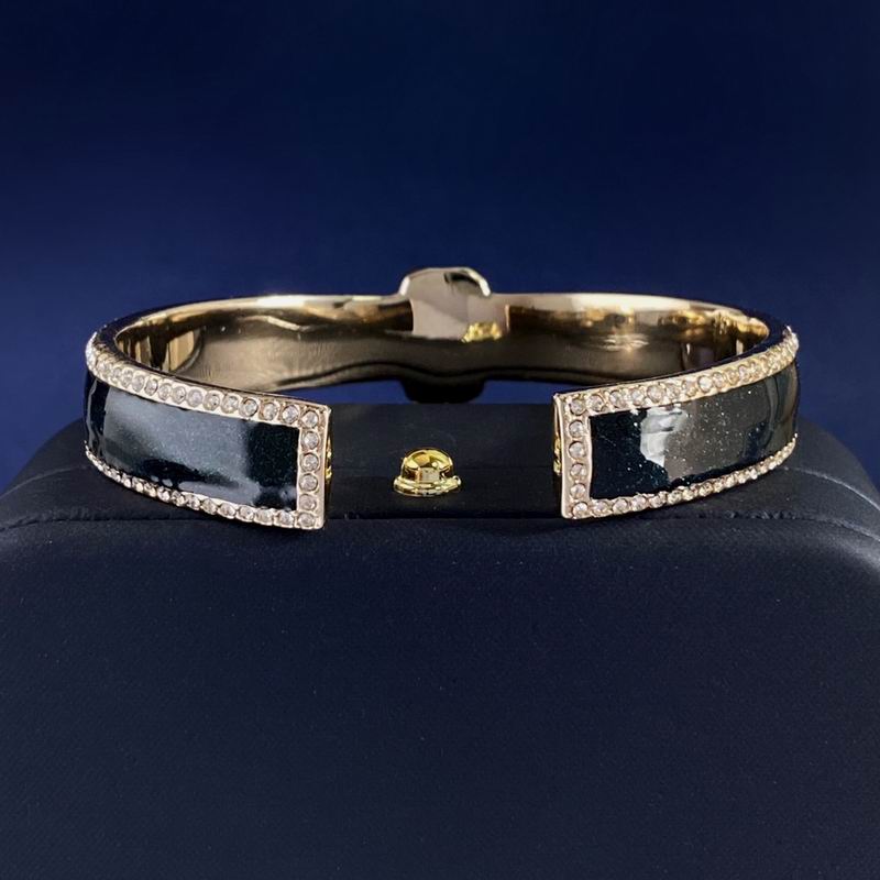 Chanel Bracelet 10yxx18 (5)