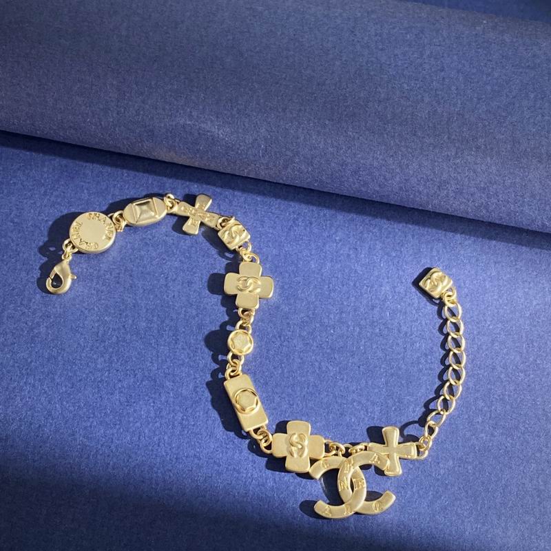 Chanel Bracelet 10yxx19 (2)