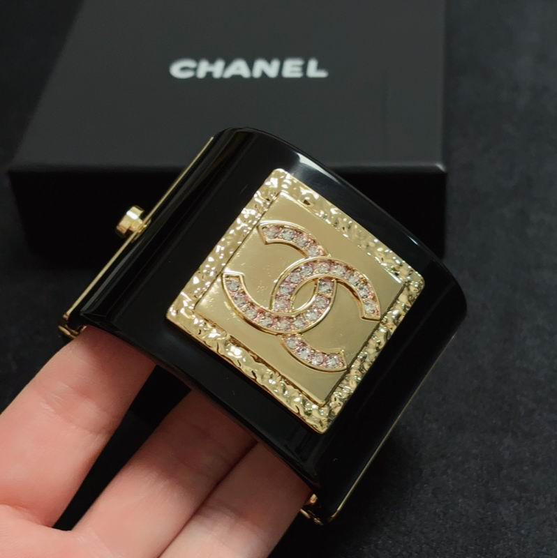 Chanel Bracelet 11yxx27 (10)