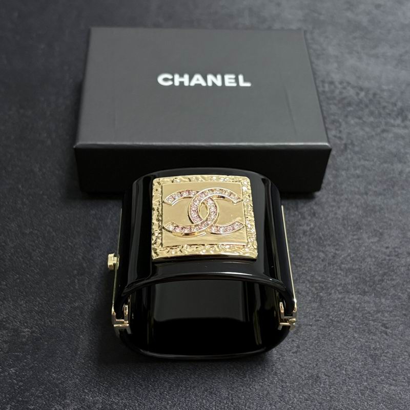 Chanel Bracelet 11yxx27 (13)