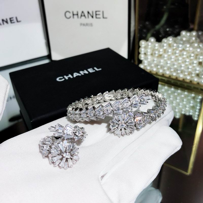 Chanel Bracelet 11yxx33 (3)