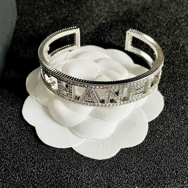 Chanel Bracelet 11yxx36 (10)