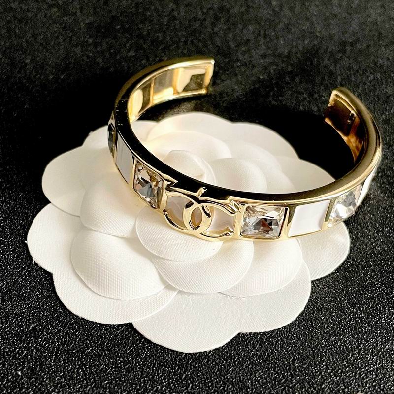 Chanel Bracelet 11yxx39 (10)