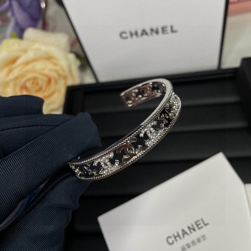 Chanel Bracelet 11yxx42 (6)