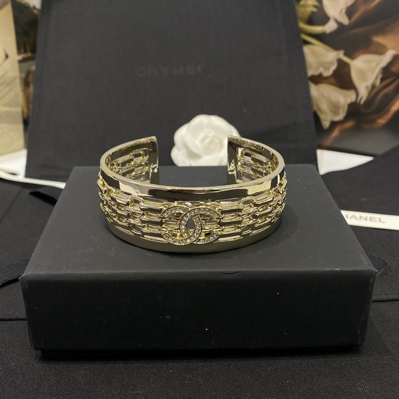 Chanel Bracelet 11yxx45 (2)
